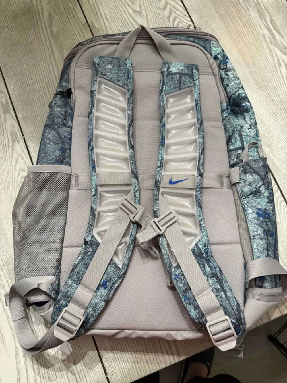 Nike Varsity Elite Printed Backpack 32L Large Gray/Blue Zip Pockets